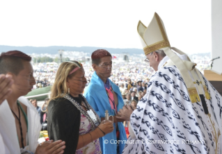 6-Apostolic Journey: Holy Mass 