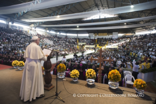 4-Apostolic Journey: Meeting with Clergy, Religious and Seminarians at the Coliseum of Don Bosco College (Santa Cruz de la Sierra)