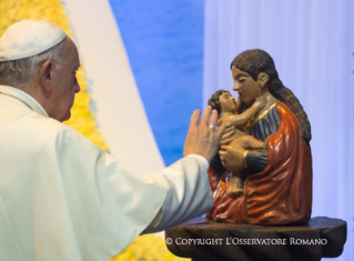 8-Viagem Apostólica: Encontro com os Sacerdotes, Religiosos, Religiosas e Seminaristas