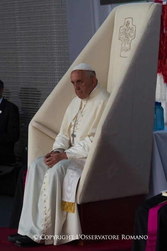 10-Viaggio Apostolico: Incontro con i Giovani 