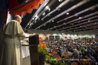 7-Viaje apostólico: Participación en el II Encuentro Mundial de los Movimientos Populares