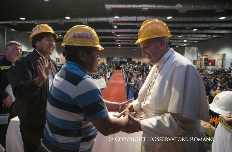 8-Voyage apostolique : Participation &agrave; la II<sup>e</sup> Rencontre mondiale des mouvements populaires 