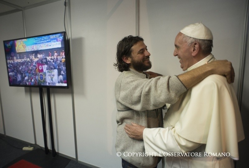 17-Voyage apostolique : Participation &agrave; la II<sup>e</sup> Rencontre mondiale des mouvements populaires 