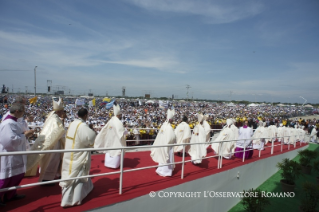 10-Voyage apostolique : Messe