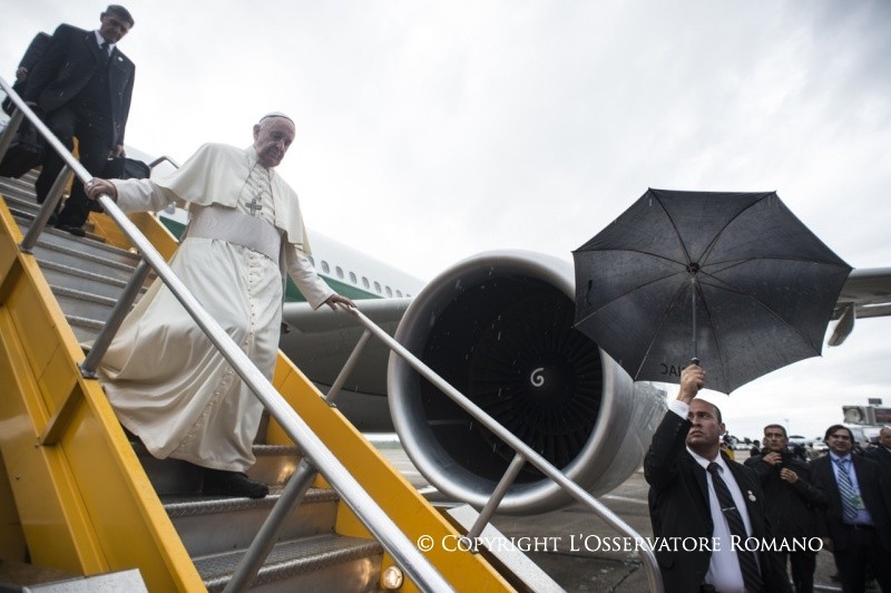 0-Apostolic Journey: Meeting with government authorities and the diplomatic corps 