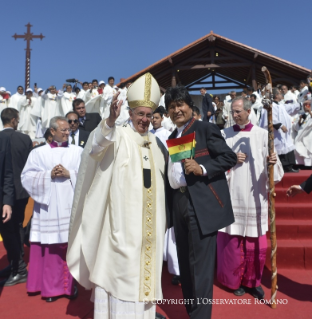 6-Apostolic Journey: Holy Mass in Christ the Redeemer Square (Santa Cruz de la Sierra)