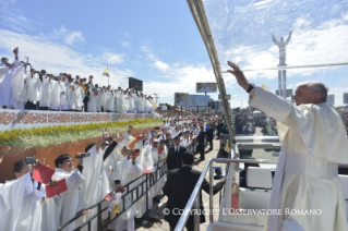 12-Apostolic Journey: Holy Mass in Christ the Redeemer Square (Santa Cruz de la Sierra)