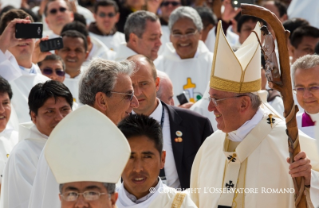 23-Apostolic Journey: Holy Mass in Christ the Redeemer Square (Santa Cruz de la Sierra)