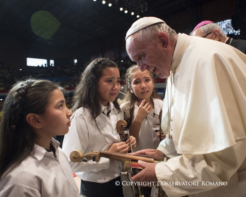 5-Viaggio Apostolico: Incontro con Rappresentanti della Societ&agrave; Civile