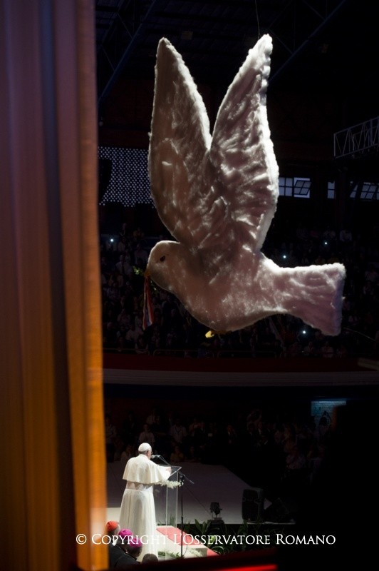 8-Viaggio Apostolico: Incontro con Rappresentanti della Societ&agrave; Civile