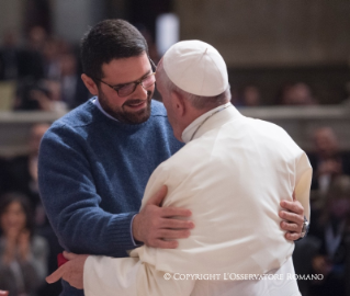 1-Visite pastorale : Rencontre avec les participants au V<sup>e</sup> Congrès de l'Église italienne à Florence