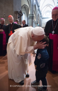 12-Begegnung mit den Repräsentanten des 5. Nationalen Kongresses der Kirche in Italien 