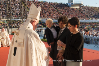 15-Visita pastoral: Santa Misa en el estadio municipal Artemio Franchi de Florencia