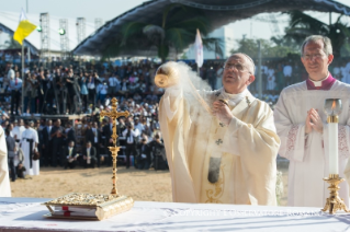 2-Sri Lanka - Filipinas: Santa Misa y canonización del beato José Vaz