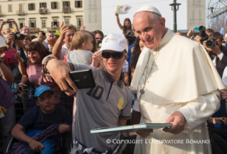 13-Visite pastorale : Rencontre avec les jeunes 