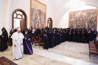 4-Voyage apostolique en Arménie : Rencontre avec le Catholicos au Palais apostolique