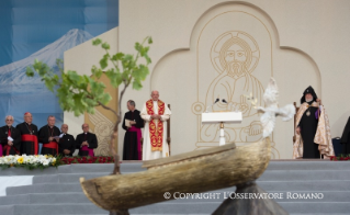 0-Apostolic Journey to Armenia: Ecumenical Meeting and Prayer for Peace
