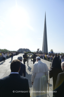 0-Apostolische Reise nach Armenien: Besuch des Denkmalkomplexes Zizernakaberd 