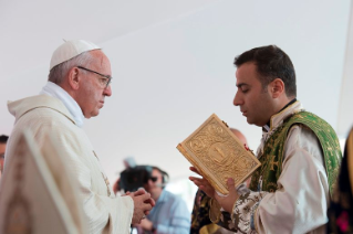 11-Viaje apostólico a Armenia: Santa Misa en la Plaza Vartanants