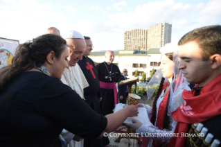 3-Viaggio Apostolico in Georgia e Azerbaijan: Incontro con gli assistiti e con gli operatori delle Opere di carità della Chiesa