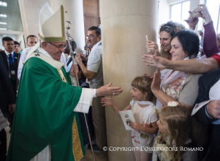 19-Viaggio Apostolico in Georgia e Azerbaijan: Santa Messa nella chiesa dell'Immacolata