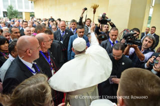 7-Apostolische Reise nach Georgien und Aserbaidschan: Eucharistiefeier in der Mariä-Empfängnis-Kirche 