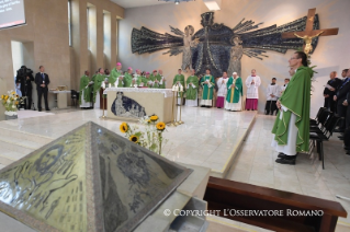 1-Viaggio Apostolico in Georgia e Azerbaijan: Santa Messa nella chiesa dell'Immacolata