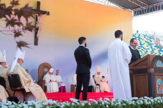 20-Viaje apost&#xf3;lico a Georgia y Azerbaiy&#xe1;n: Santa Misa en el estadio M. Meskhi