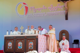 23-Viaggio Apostolico in Georgia e Azerbaijan: Santa Messa nello stadio M. Meskhi