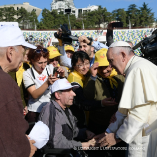 9-Viaje apost&#xf3;lico a Georgia y Azerbaiy&#xe1;n: Santa Misa en el estadio M. Meskhi