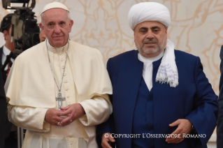 0-Viaje apostólico a Georgia y Azerbaiyán: Encuentro interreligioso con el Jeque de los musulmanes del Cáucaso y con representantes de las demás comunidades religiosas del país
