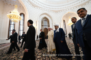 1-Apostolische Reise nach Georgien und Aserbaidschan: Interreligiöse Begegnung mit dem Scheich und Repräsentanten der anderen Religionsgemeinschaften des Landes 