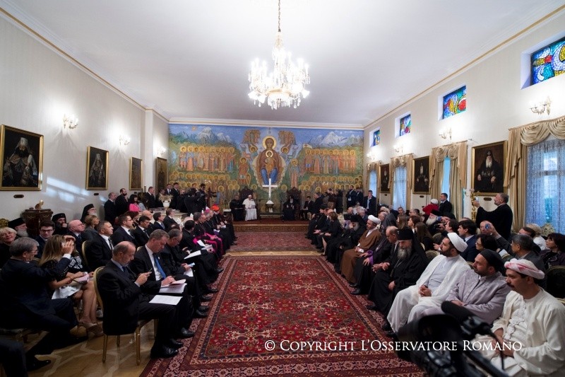 8-Viagem Apost&oacute;lica &agrave; Ge&oacute;rgia e Azerbaij&atilde;o: Encontro com Sua Santidade Elias II, Catholicos e Patriarca de toda a Ge&#xf3;rgia 