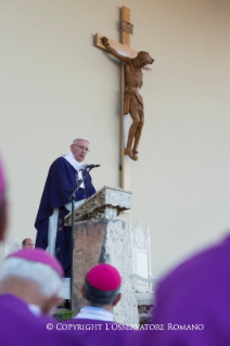 11-Apostolic Journey to Mexico: Holy Mass at the Ciudad Ju&#xe1;rez fairgrounds