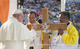 21-Apostolic Journey to Mexico: Meeting with young people in the &#x201c;Jos&#xe9; Mar&#xed;a Morelos y Pav&#xf3;n&#x201d; stadium