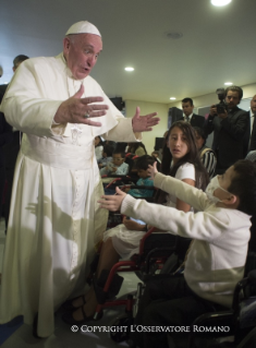 20-Viaje apostólico: Visita al Hospital pedi&#xe1;trico &#x201c;Federico G&#xf3;mez&#x201d;