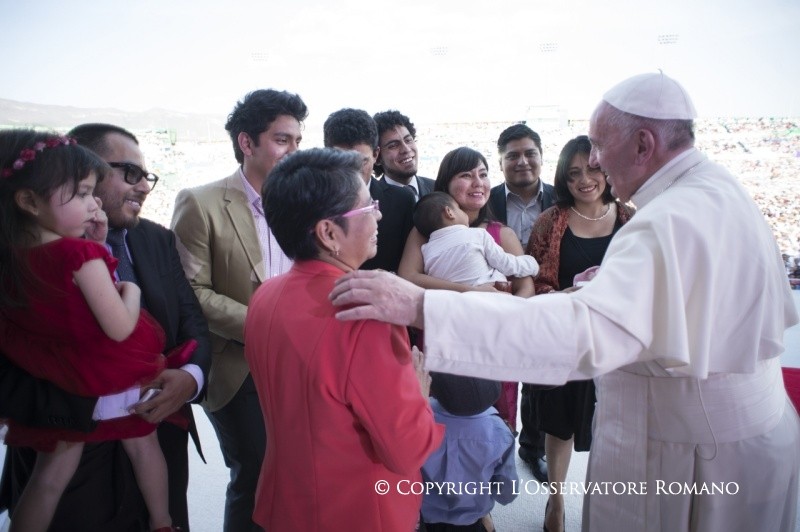 8-Viaje apost&oacute;lico: Encuentro con las familias