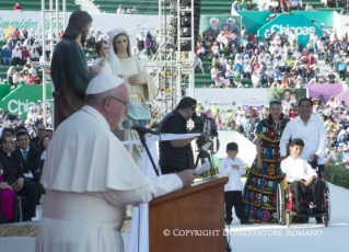 17-Viaje apostólico: Encuentro con las familias