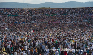 23-Apostolic Journey to Mexico: Meeting with families in the &#x201c;V&#xed;ctor Manuel Reyna&#x201d; stadium