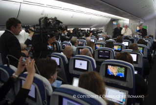 4-Viaggio Apostolico: Conferenza stampa del Santo Padre durante il volo di ritorno dal Messico