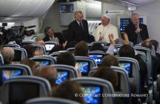 7-Viaggio Apostolico: Conferenza stampa del Santo Padre durante il volo di ritorno dal Messico