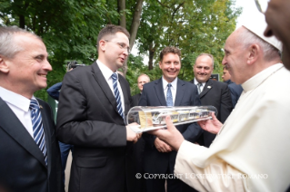 9-Apostolische Reise nach Polen: Begrüßungszeremonie für die Jugendlichen 