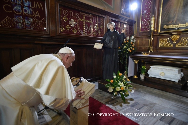 0-Viaje apost&oacute;lico a Polonia: Visita al Santuario de la Divina Misericordia