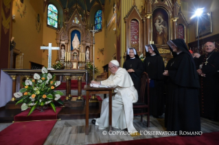 3-Viaggio Apostolico in Polonia: Visita al Santuario della Divina Misericordia