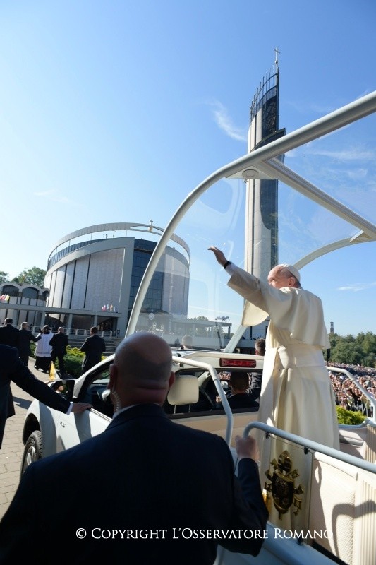 6-Viaje apost&oacute;lico a Polonia: Visita al Santuario de la Divina Misericordia