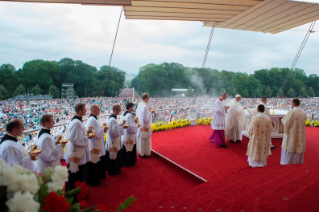 40-Viaje apostólico a Polonia: Santa Misa con ocasión del 1050 aniversario del Bautismo de Polonia