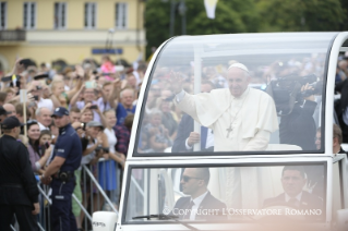 2-Viaggio Apostolico in Polonia: Santa Messa in occasione del 1050° anniversario del Battesimo della Polonia