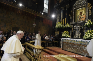 24-Viaggio Apostolico in Polonia: Santa Messa in occasione del 1050° anniversario del Battesimo della Polonia