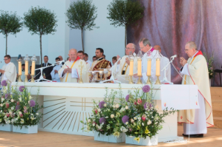 15-Voyage apostolique en Pologne : Messe pour la journ&#xe9;e mondiale de la jeunesse