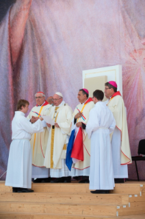 17-Voyage apostolique en Pologne : Messe pour la journ&#xe9;e mondiale de la jeunesse